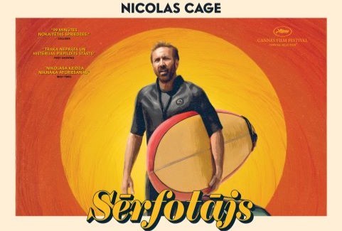 Izrādes "KINO/SĒRFOTĀJS" attels