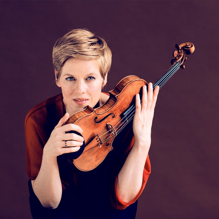 Izrādes "Izabella Fausta. Johans Sebastiāns Bahs. Sonātes un partitas" attels