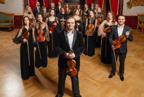 Izrādes "Ziemassvētku festivāls. Mocarts un tango Vecgada vakarā" attels