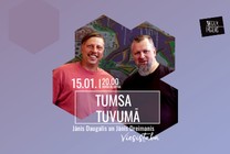 Meklēšanas rezultāta izrādes "TUMSA TUVUMĀ: Jānis Daugalis un Jānis Dreimanis Pegaza Viesistabā" attels