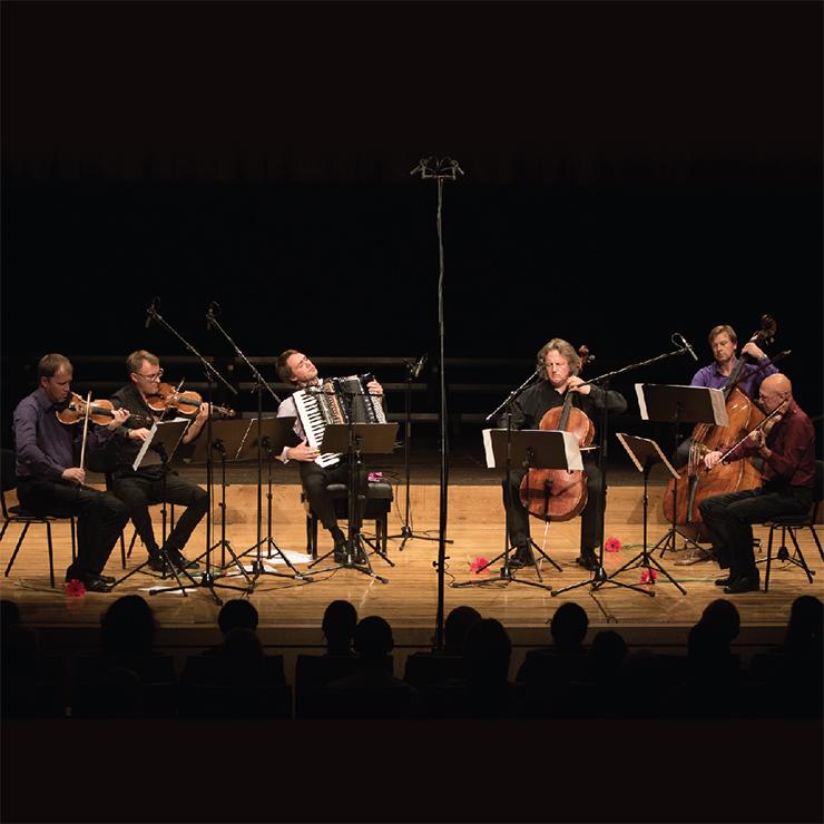 Izrādes "Brīvdienu mūzika 2020. Piazzolla, Lācis, Tango" attels