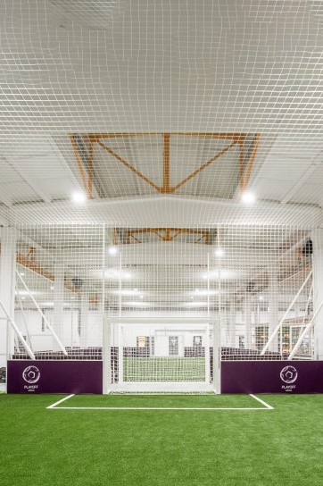 Meklēšanas rezultāta izrādes "FUTBOLA LAUKUMS. Teicama spēle teicamos apstākļos" attels
