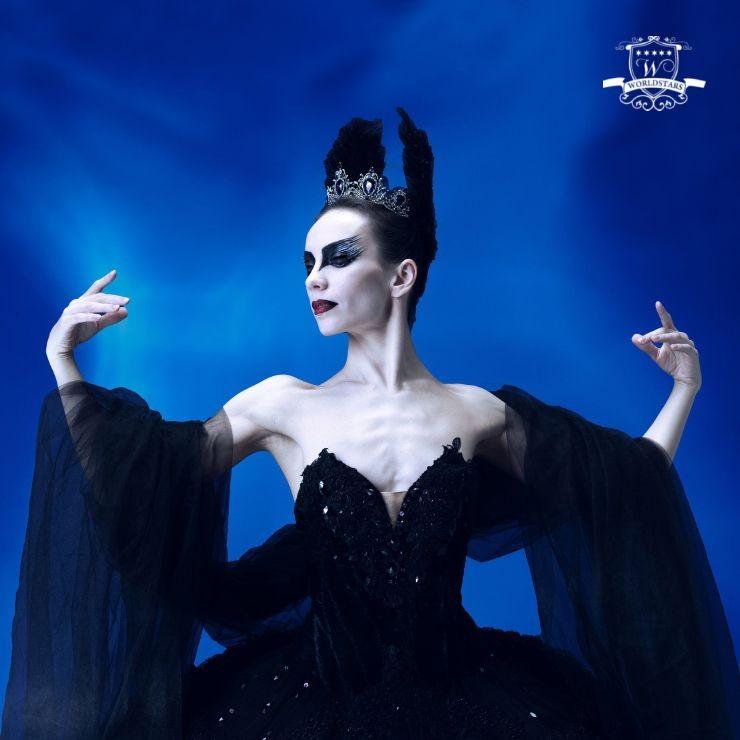 Izrādes "balets GULBJU EZERS" attels