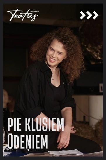 Meklēšanas rezultāta izrādes "PIE KLUSIEM ŪDEŅIEM" attels