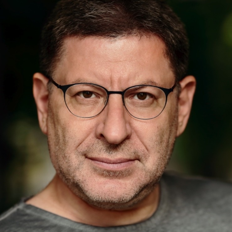 Изображение спектакля "Publiskā konsultācija ar Michael Labkovsky - Sarunas par laimi"