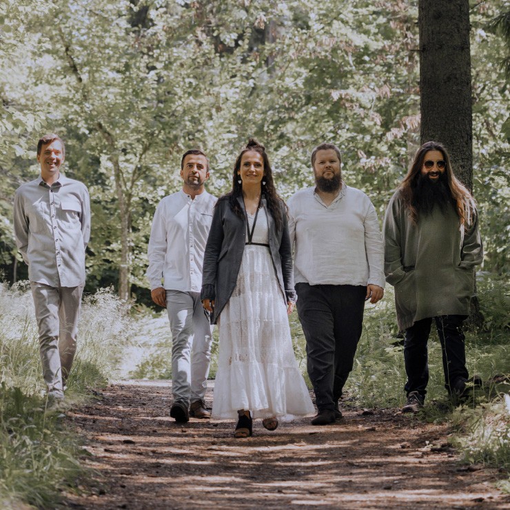 Izrādes "RAXTU RAXTI UN SINFONIETTA RĪGA" attels