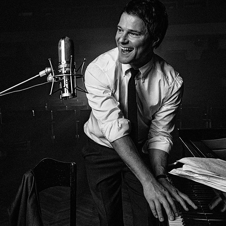 Izrādes "Daņila Kozlovskis “FRANK great songs & intimate stories”" attels
