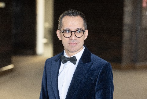 Izrādes "KASPARS ANTESS autorkoncertā MĒS SATIKSIMIES" attels