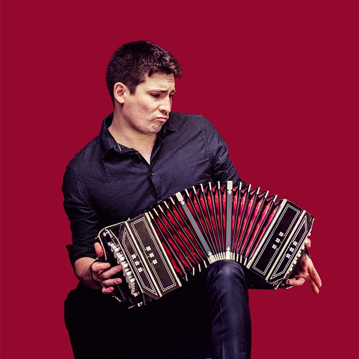 Izrādes "PJACOLLA, ROVIRA UN TANGO NUEVO" attels