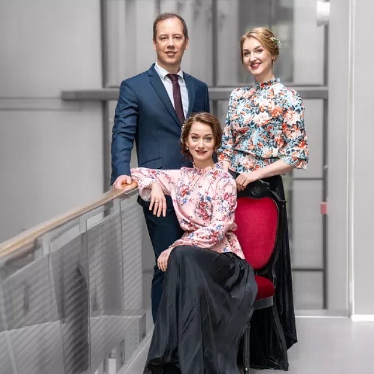 Izrādes "SAPŅI UN MĪLESTĪBA | Rihards Millers, Ērika Millere, Ilze Grēvele-Skaraine" attels