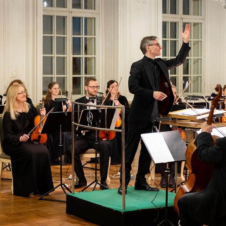 Gallery image 7: Mozart. Haydn