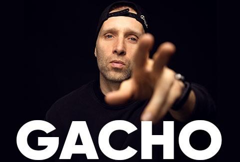 Izrādes "GACHO" attels