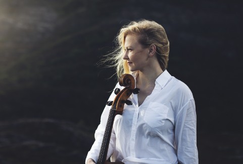Izrādes "Sinfonietta Rīga. Haidna simfonija un Hillborga čellkoncerts" attels