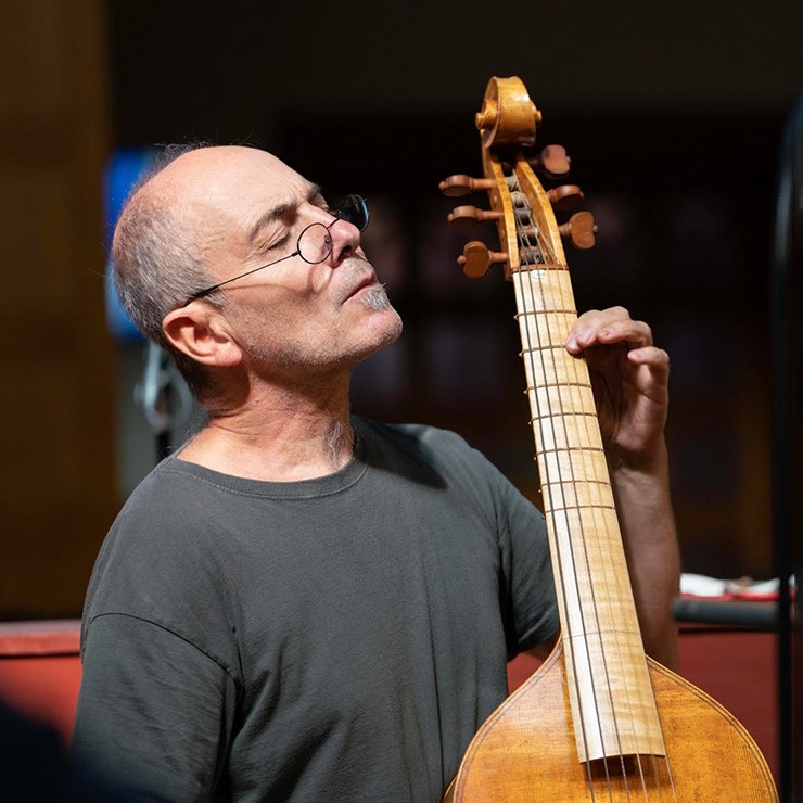 Izrādes "25.starptautiskais Baha kamermūzikas festivāls | Atklāšanas koncerts PAOLO PANDOLFO, viola da gamba" attels