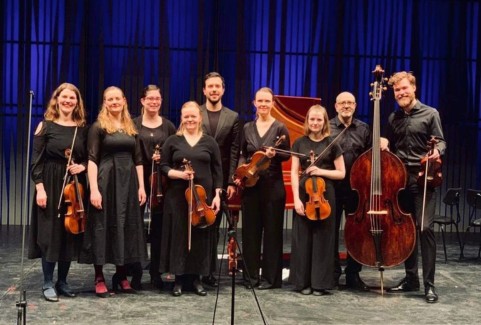 Izrādes "25.starptautiskais Baha kamermūzikas festivāls | Īslandes baroka ansamblis Brák, Herdisa Anna Jonasdotira (Herdis Anna Jónasdóttir), soprāns" attels