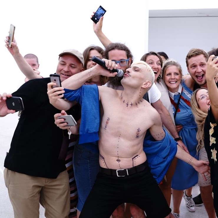 Izrādes "SELFIJU KONCERTS / HOMO NOVUS" attels