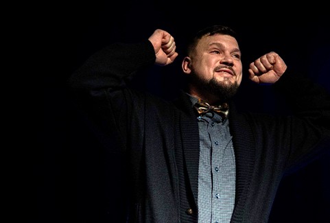 Galerijas bilde 1: Daniels Kīzs “PUĶES ALDŽERNONAM” dramatiska fantāzija vienā daļā