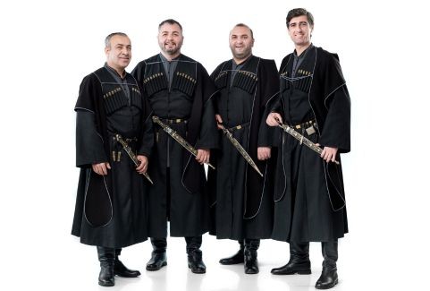 Izrādes "Koncerts “Mana zeme - mana dziesma”. Gruzijas vīru ansamblis “Margalef”, vīru koris “Imanta”, vīru vokālais ansamblis “Dziļezers”" attels