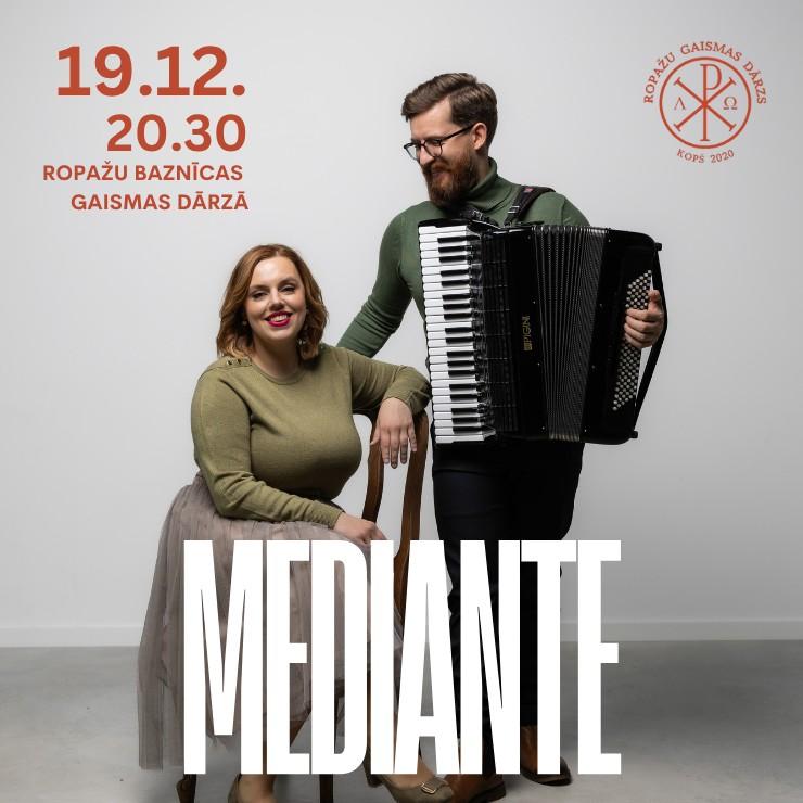 Izrādes "Duets MEDIANTE | Ropažu baznīcas Gaismas dārzā" attels