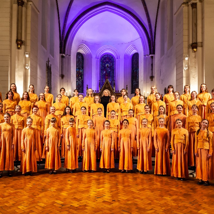 Izrādes "ADVENTA DIALOGI" attels