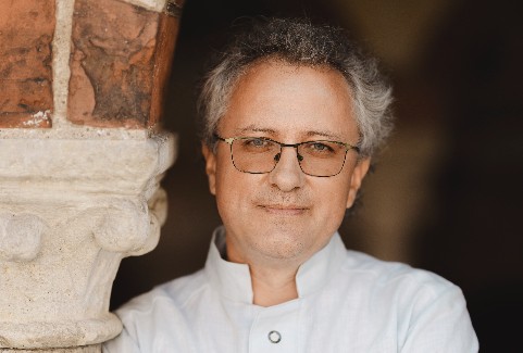 Izrādes "Koncerts Lielajā piektdienā. BAHS un jubilāri" attels