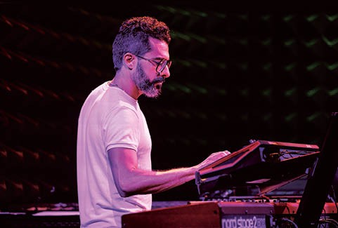Izrādes "Tarek Yamani Trio & Toms Rudzinskis" attels