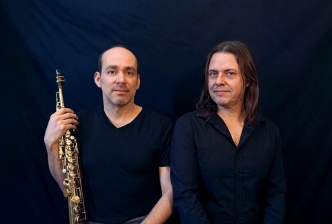 Izrādes "Pirmsākums (Source). Paul Brousseau & Matthieu Metzger (Francija)" attels