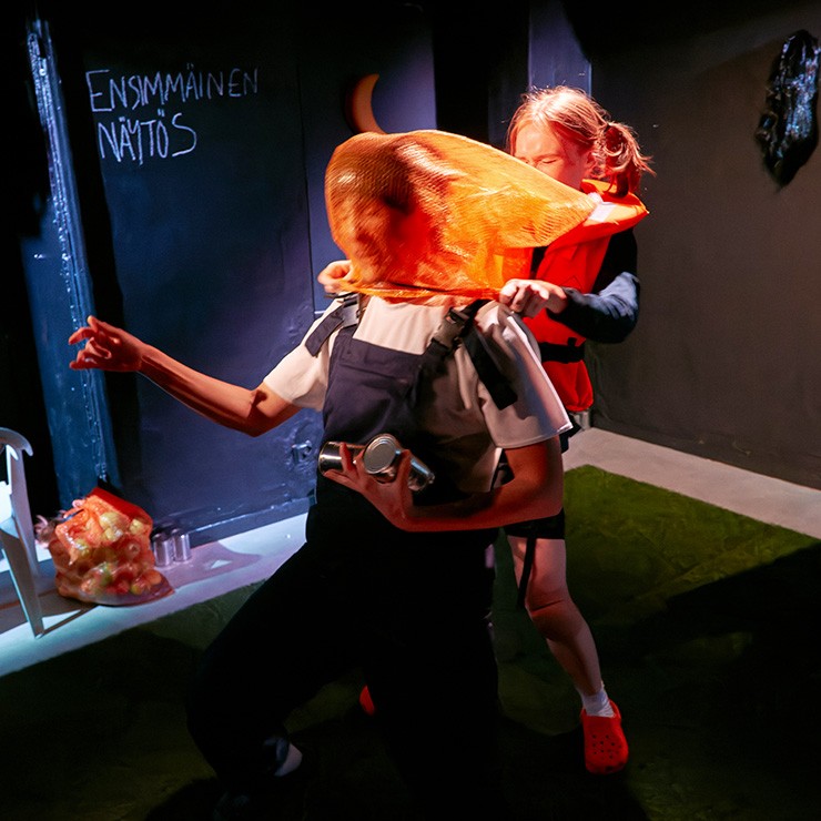 Galerijas bilde 1: TRUŠA ALAS IEMĪTNIEKI | Somija, Teatteri Jurkka