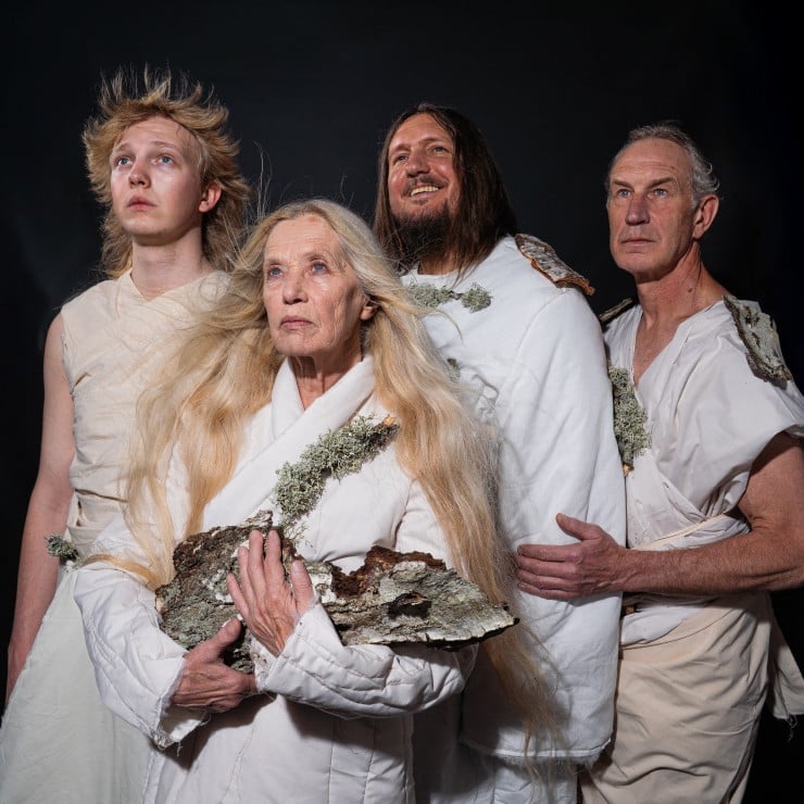 Izrādes "Vecajo kults | Dirty Deal Teatro viesizrāde" attels