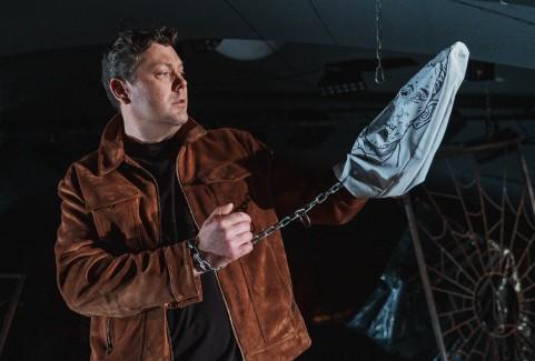 Galerijas bilde 3: Ko var cilvēks | Latvijas Nacionālā teātra izrāde
