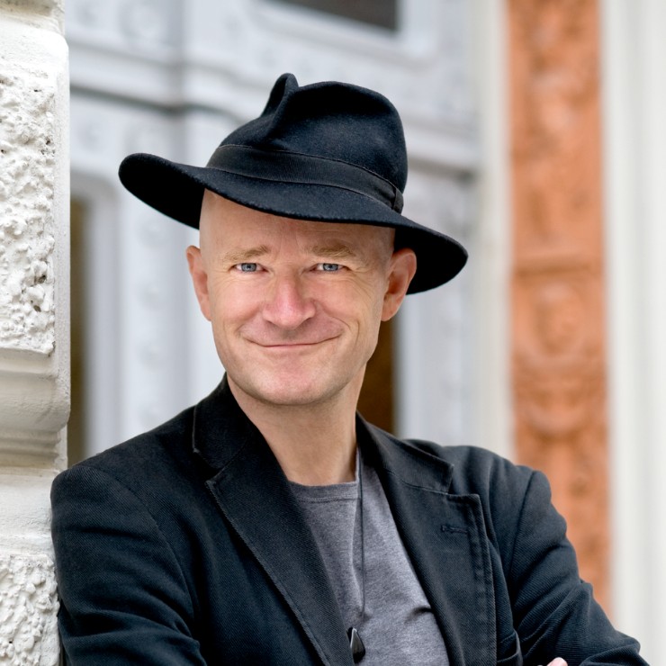 Galerijas bilde 5: VIII Starptautiskais Operetes festivāls Ikšķilē | ES LAUZU SIRDIS... | Gernot Kranner (Austrija) | teatralizēta šansonu programma