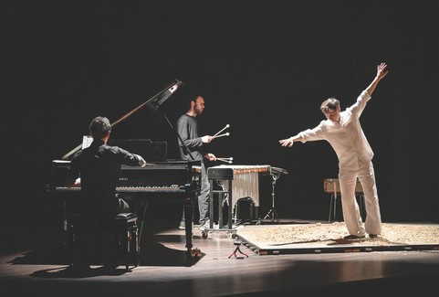 Izrādes "VEF JAZZ CLUB | Trio improv’iste ( Šveice)" attels