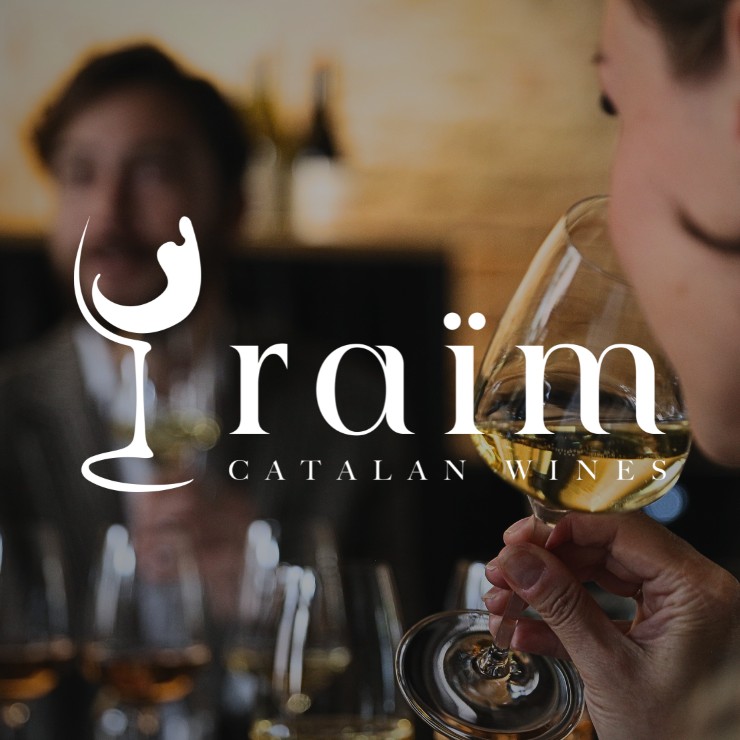 Изображение спектакля "Katalonijas oranžo vīnu degustācija"