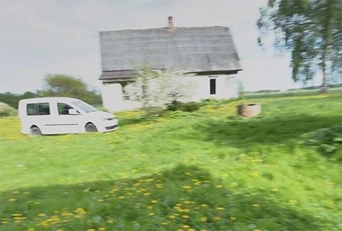 Izrādes "VIENTULĪGIE RIETUMI" attels