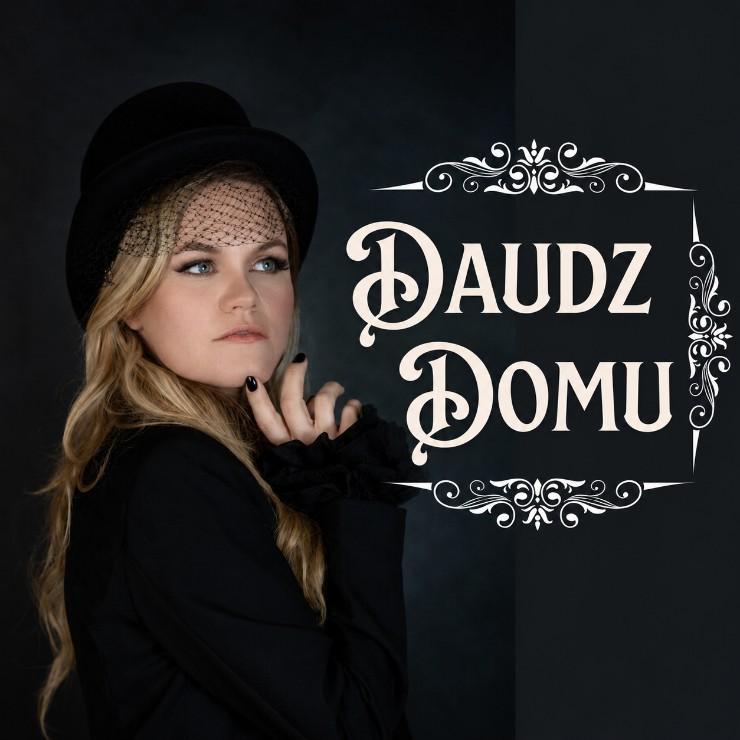 Изображение спектакля "Annija Putniņa koncertprogrammā "Daudz Domu""