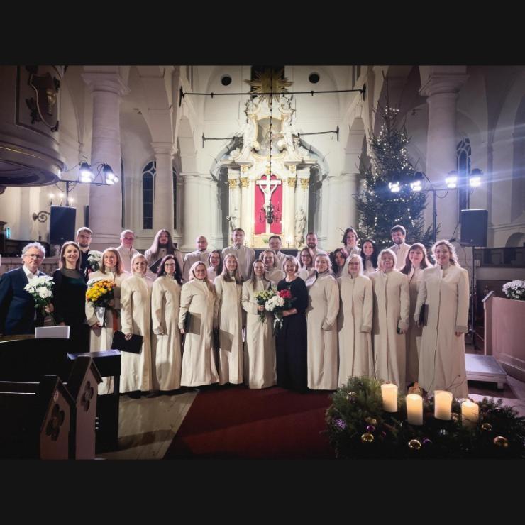 Image of the event "Ziemassvētku koncerts ES SKAISTU ROZĪT` ZINU"