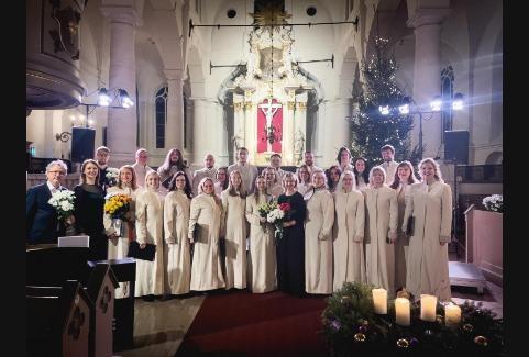 Image of the event "Ziemassvētku koncerts ES SKAISTU ROZĪT` ZINU"