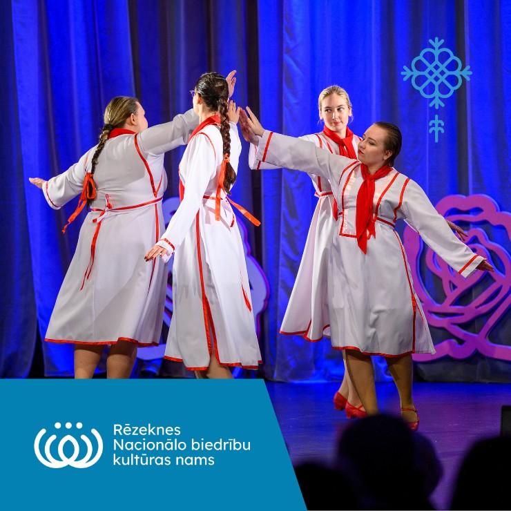 Image of the event "KONCERTS "LAI SVĒTKI TURPINĀS""